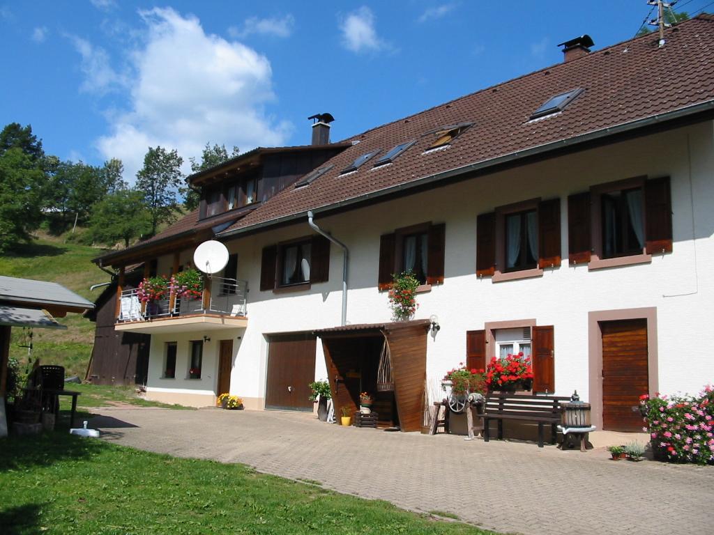 Haus Am Eckle Apartment Kleines Wiesental Exterior photo